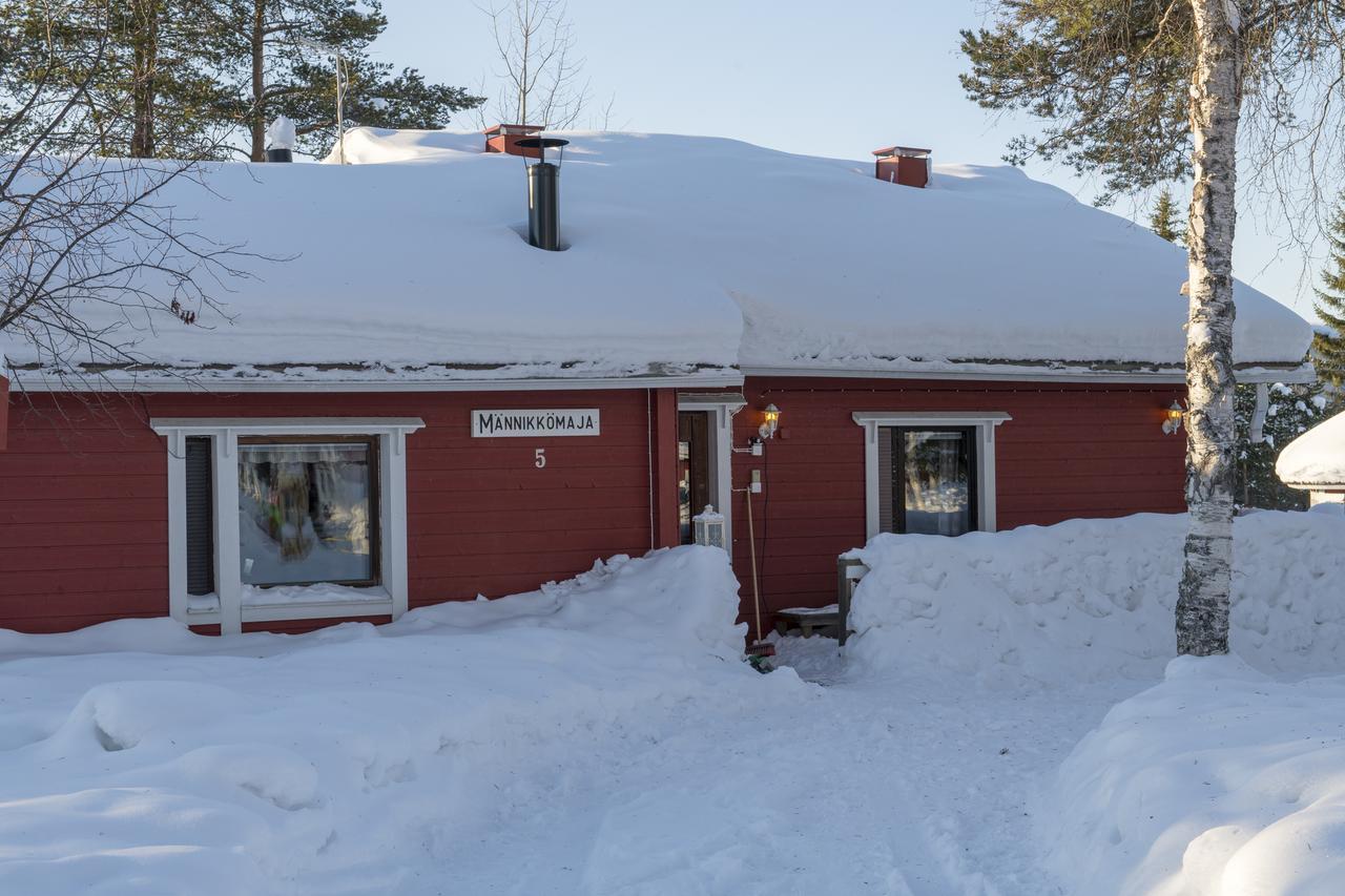 Yllaeksen Yoepuu Villa Akaslompolo Exterior photo